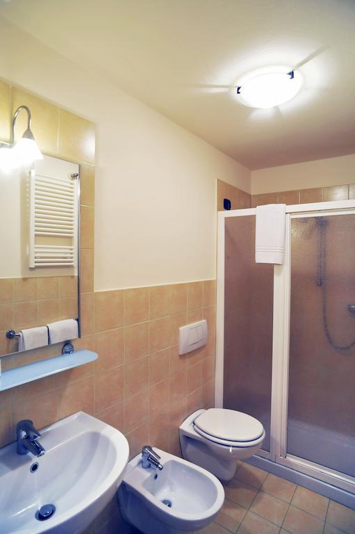 Albergo Croce D'Oro Dolcè Kamer foto